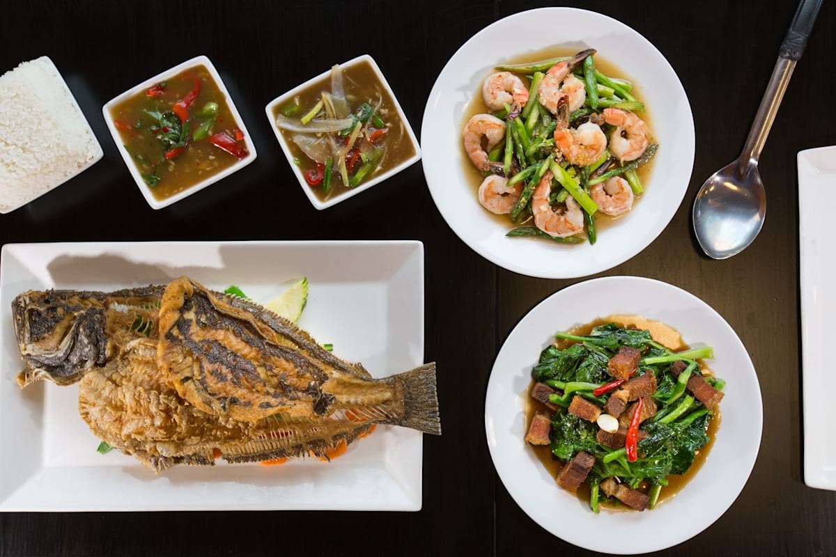 Sugar Palm Thai Delivery Menu Order Online 5580 Vincent Gate Ter