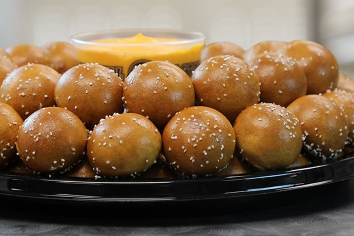 Philly Pretzel Factory Delivery Menu Order Online 604 Forest
