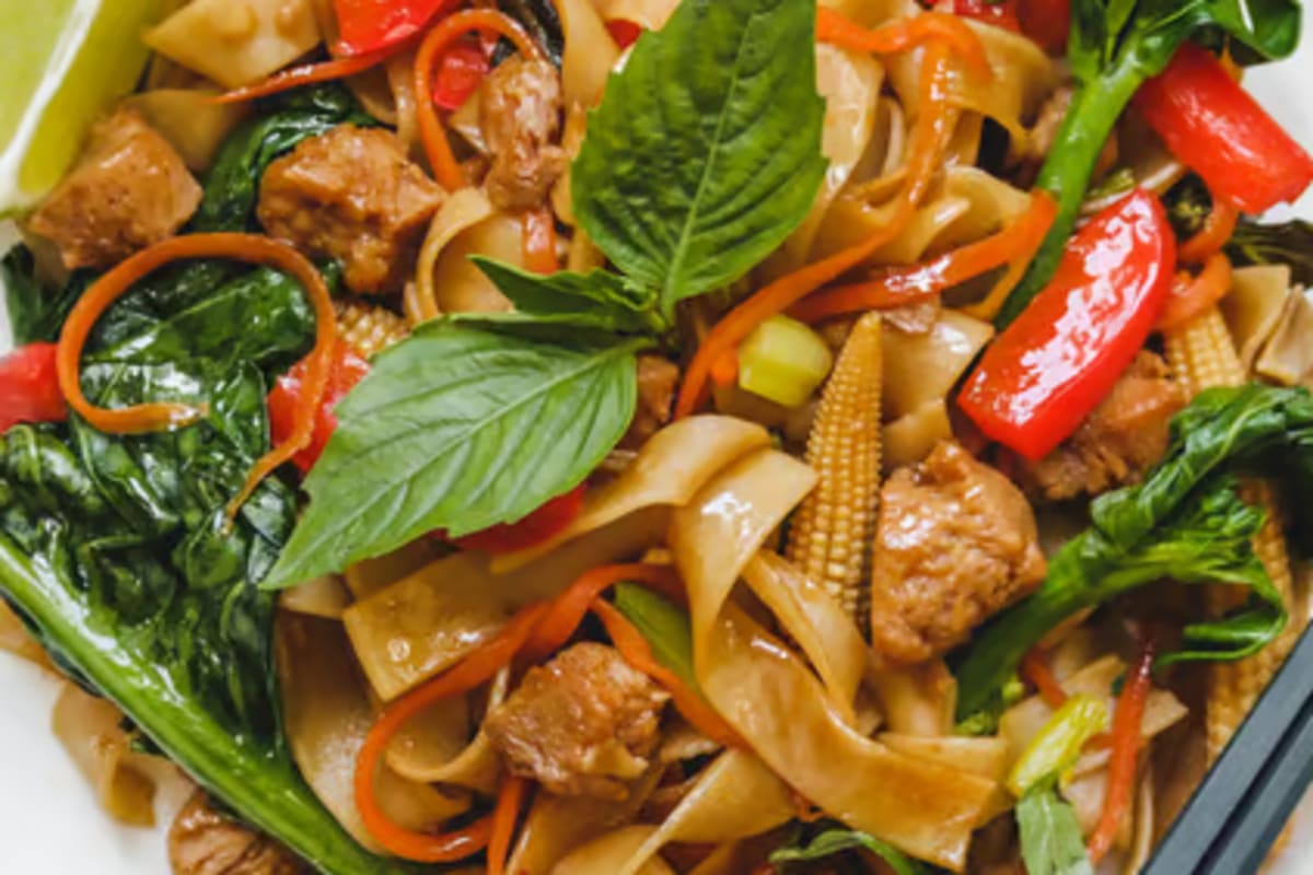 Thai Chili Express Delivery Menu Order Online 304 E Santa Clara St