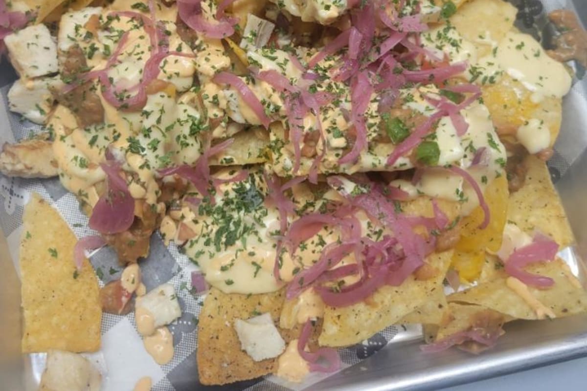 Tailgaters Sports Bar & Grill Delivery Menu Order Online 960 Farm