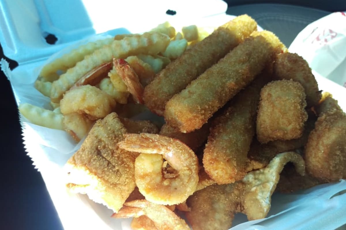 S&s seafood top