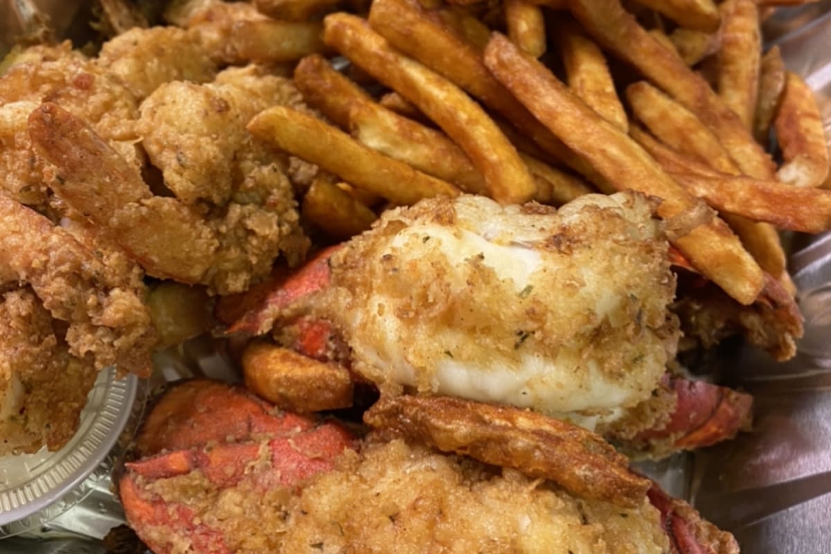 Crabbae Delivery Menu Order Online 972 Broad St Newark Grubhub