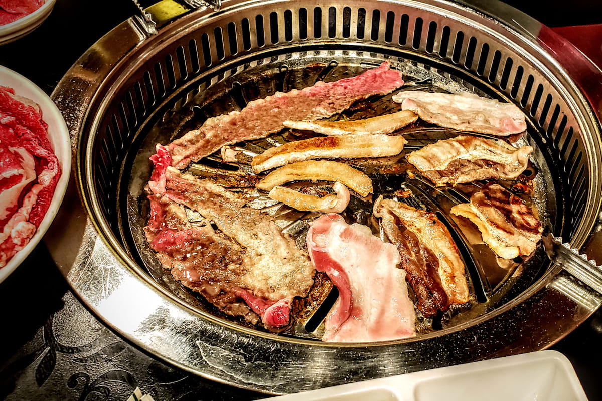 Sikdorak Delivery Menu Order Online 655 Ke'eaumoku St, Suite 108