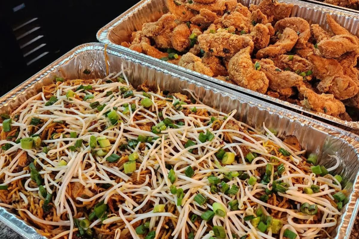 Smack Town Burgers & Wings Delivery Menu Order Online 8700 ne