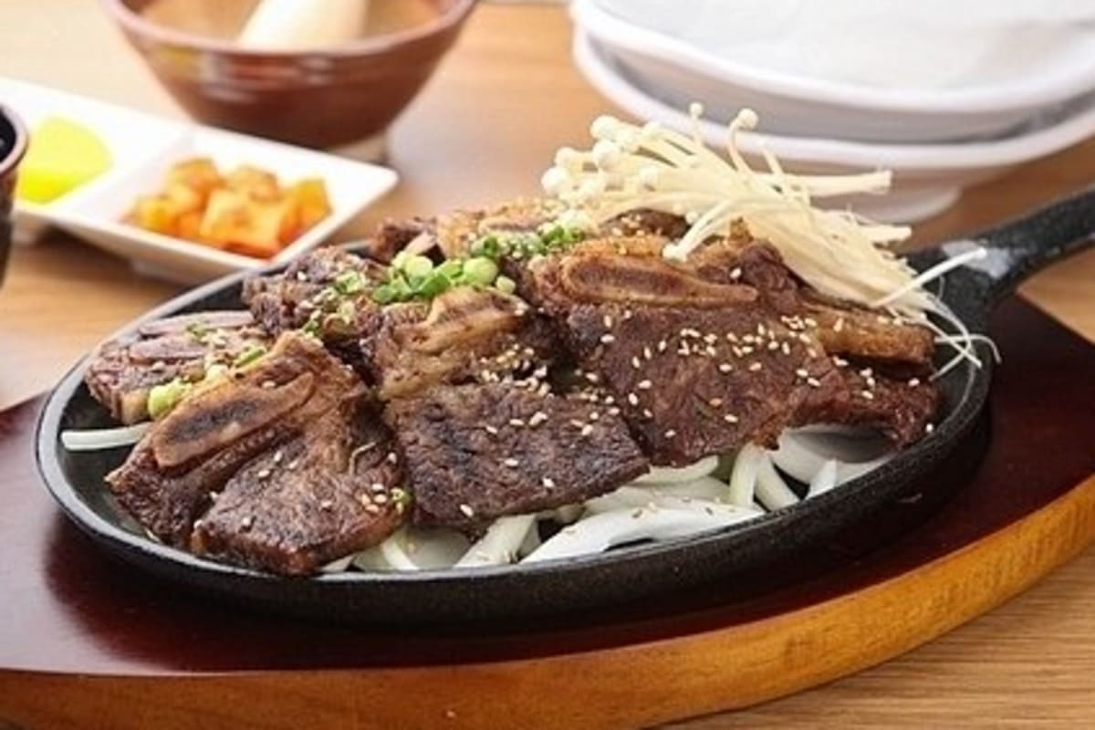 Tomato Korean Restaurant Delivery Menu Order Online 1220 S