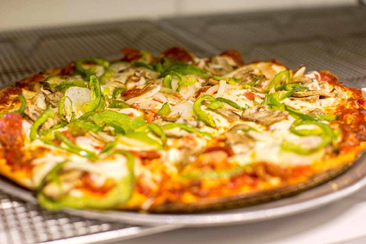 Nick's Pizza & Pub Delivery Menu Order Online 990 S Randall Rd