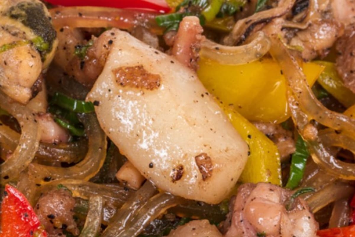 Bamboo Wok Delivery Menu Order Online 13820 Old St Augustine Rd