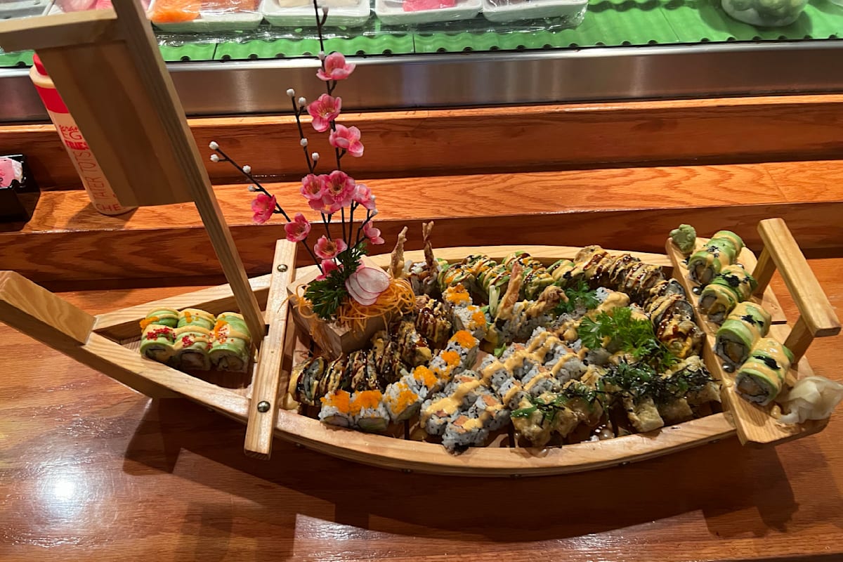 Tokyo Japanese Restaurant Delivery Menu Order Online 108 N Dixon Rd