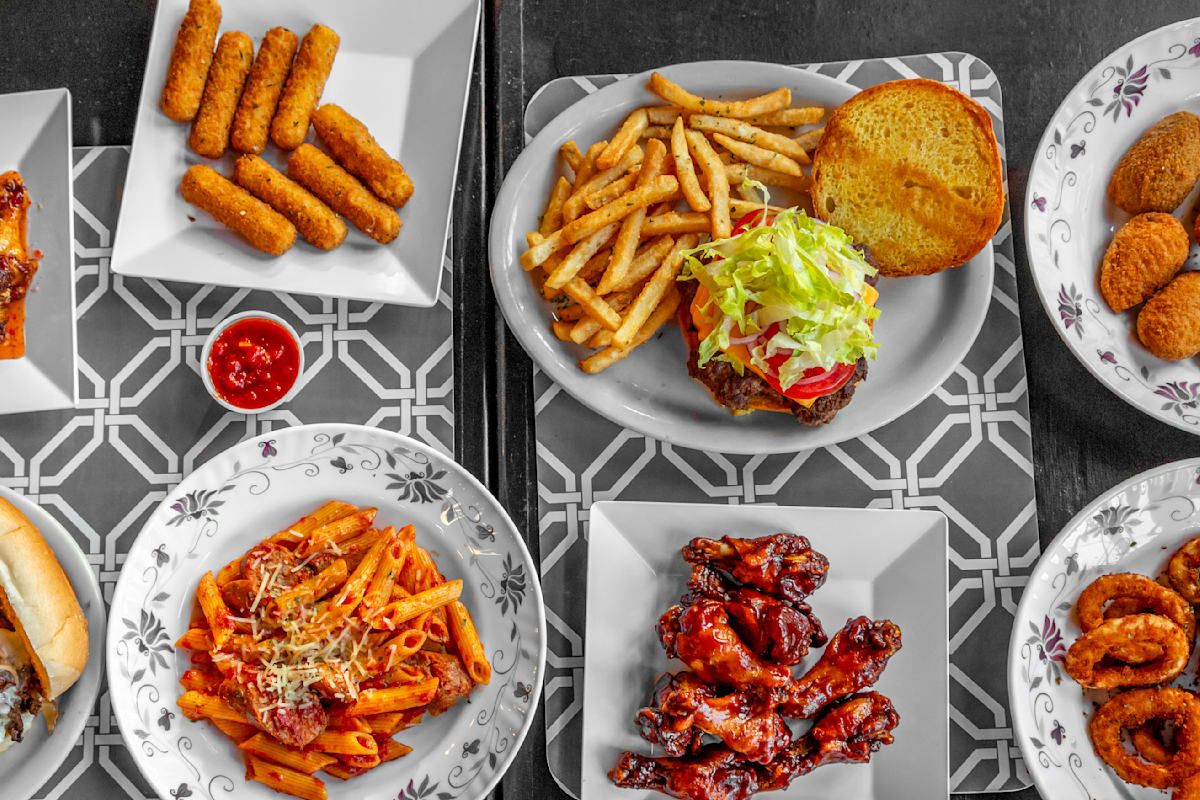 Mallory Pub Delivery Menu Order Online 2 Mallory Ave Jersey City