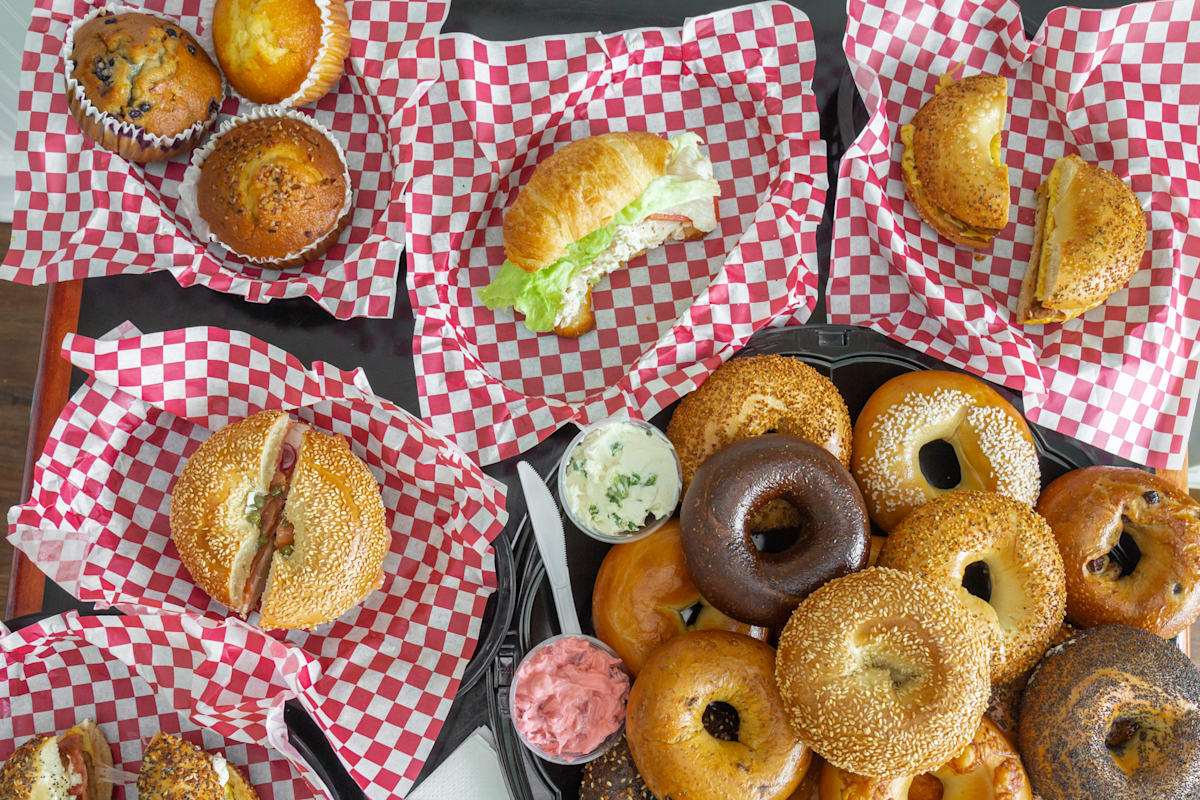 Round Bagels and Donuts Wilmington, NC Restaurant Menu + Delivery