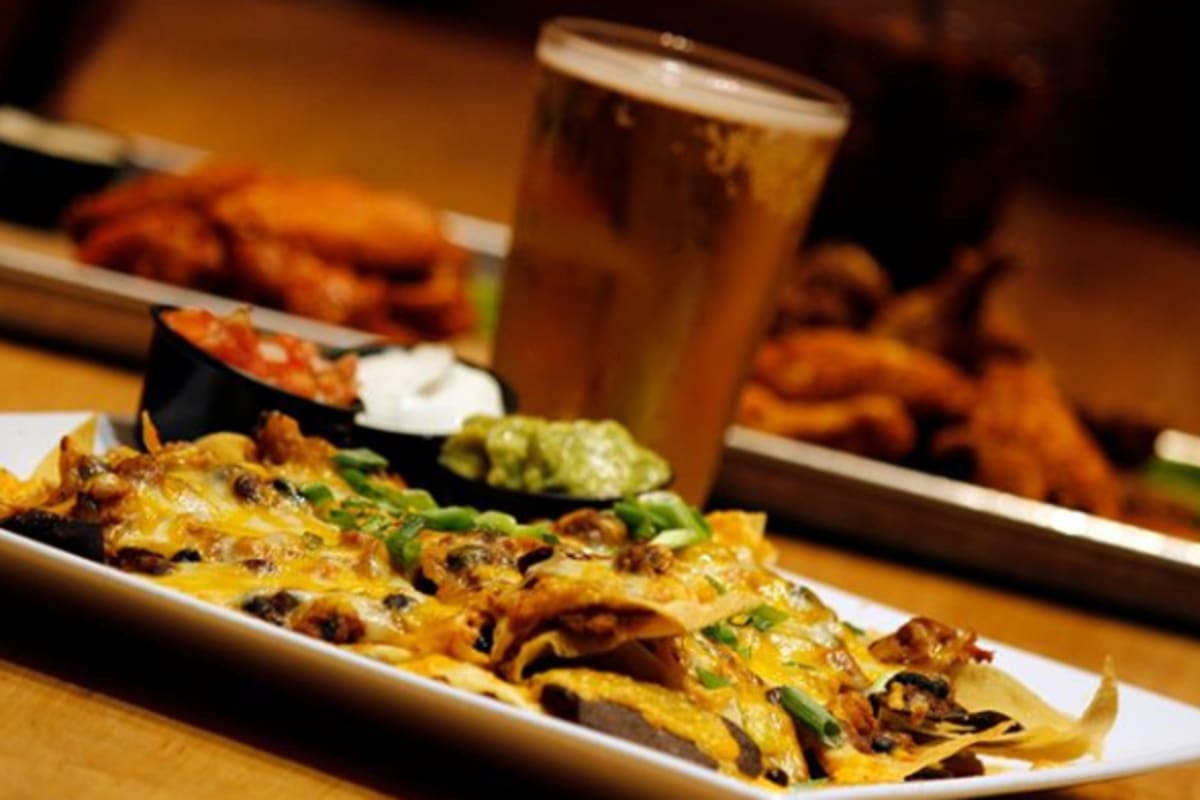 Bobby V's Restaurant and Sports Bar Delivery Menu Order Online 11