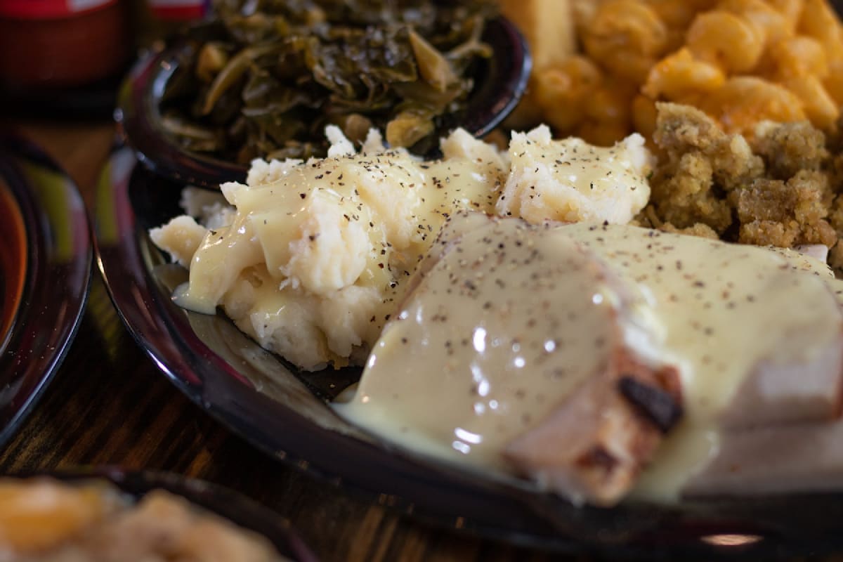 Iron Skillet Southern Kitchen Delivery Menu Order Online 908