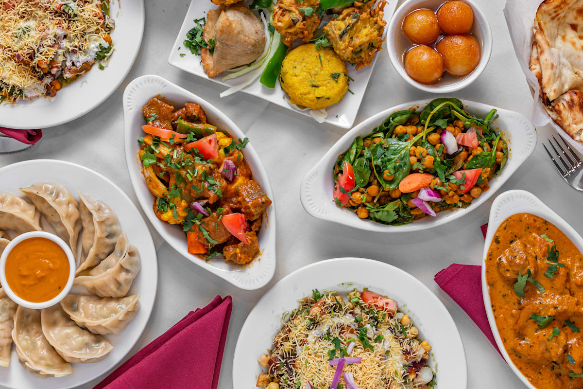 Mount Everest Restaurant Delivery Menu Order Online 600 East Pratt