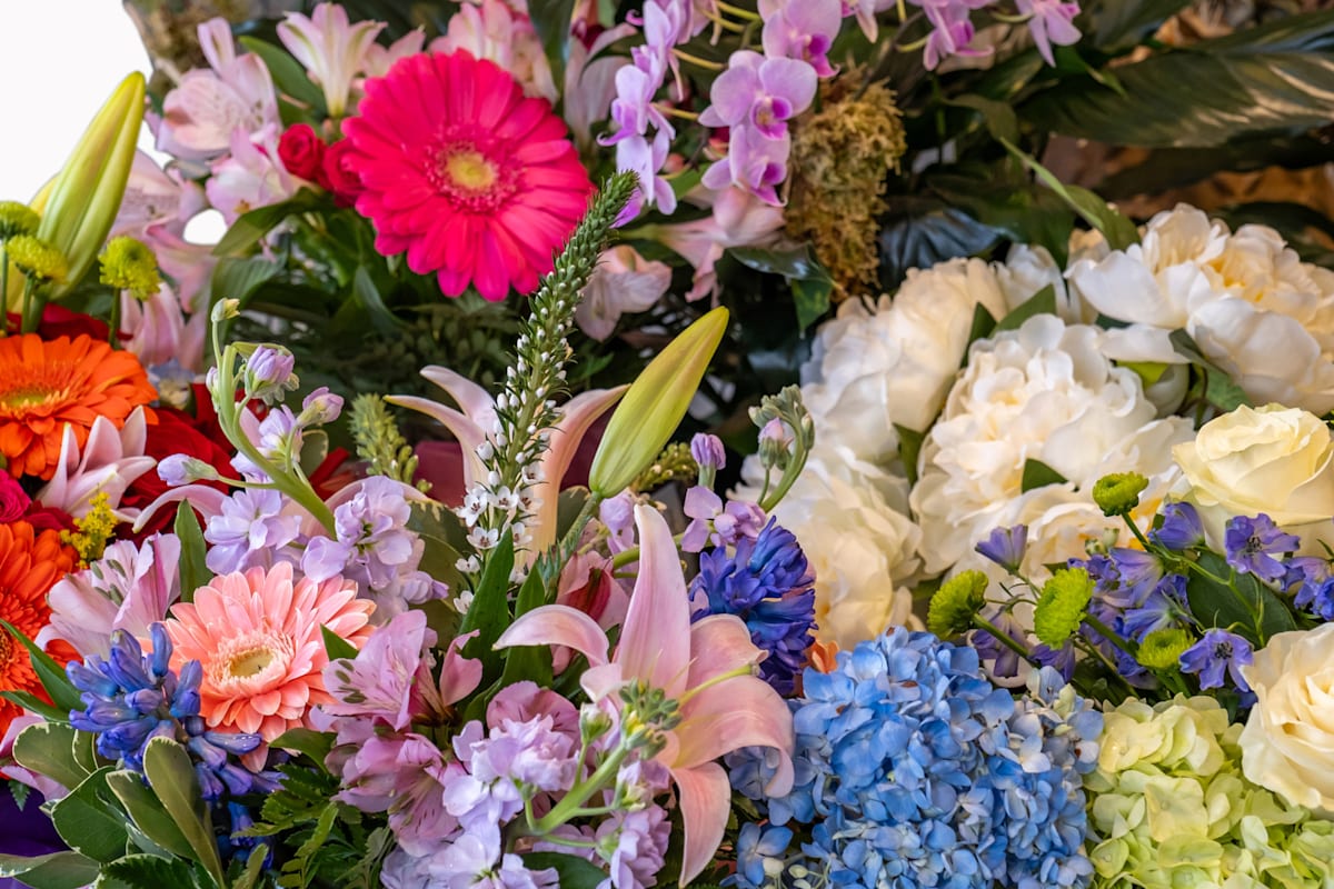 Darien Flowers Delivery Menu Order Online 97 Noroton Avenue Darien