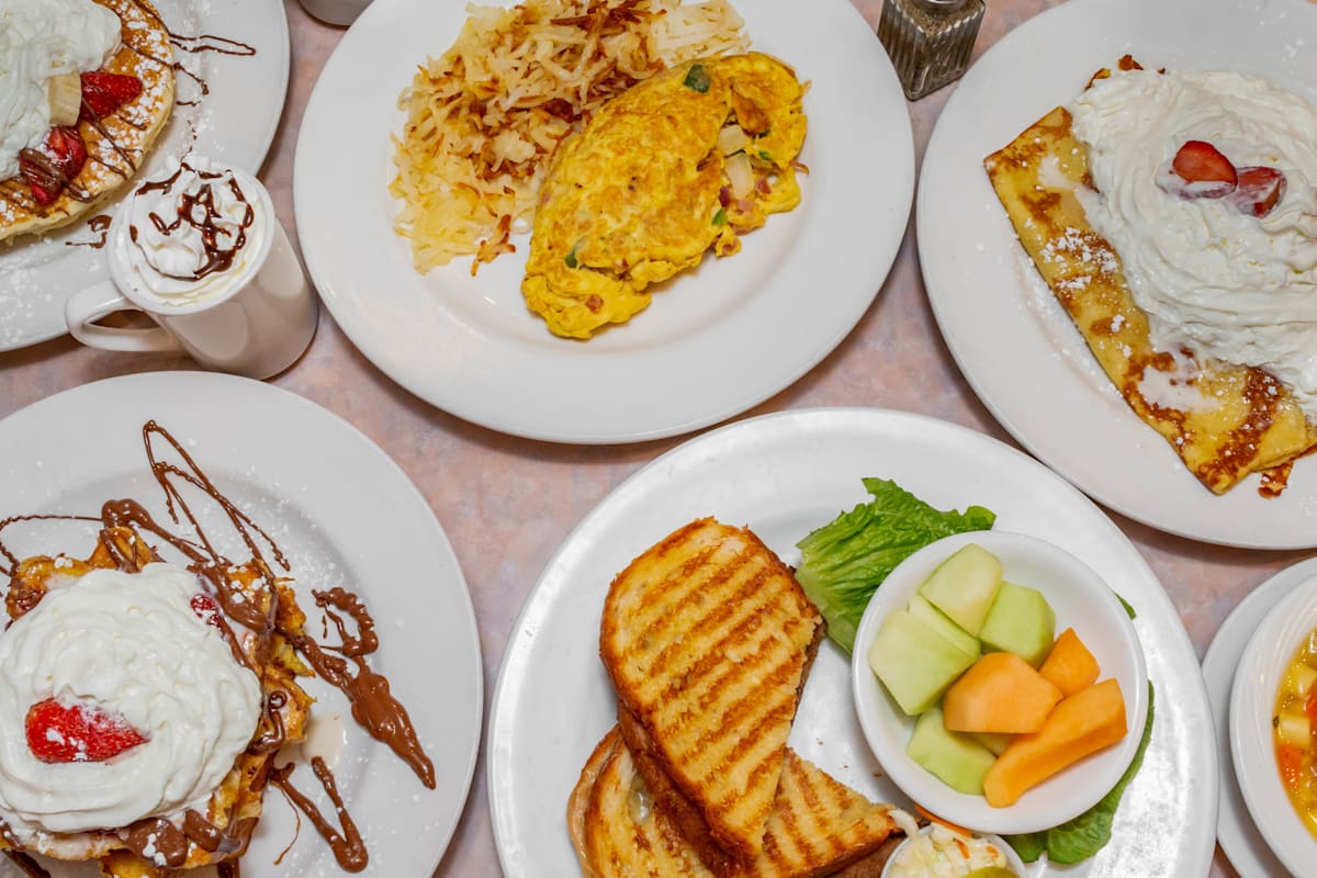 Bentley's Pancake House Delivery Menu Order Online 142 E Lake St H