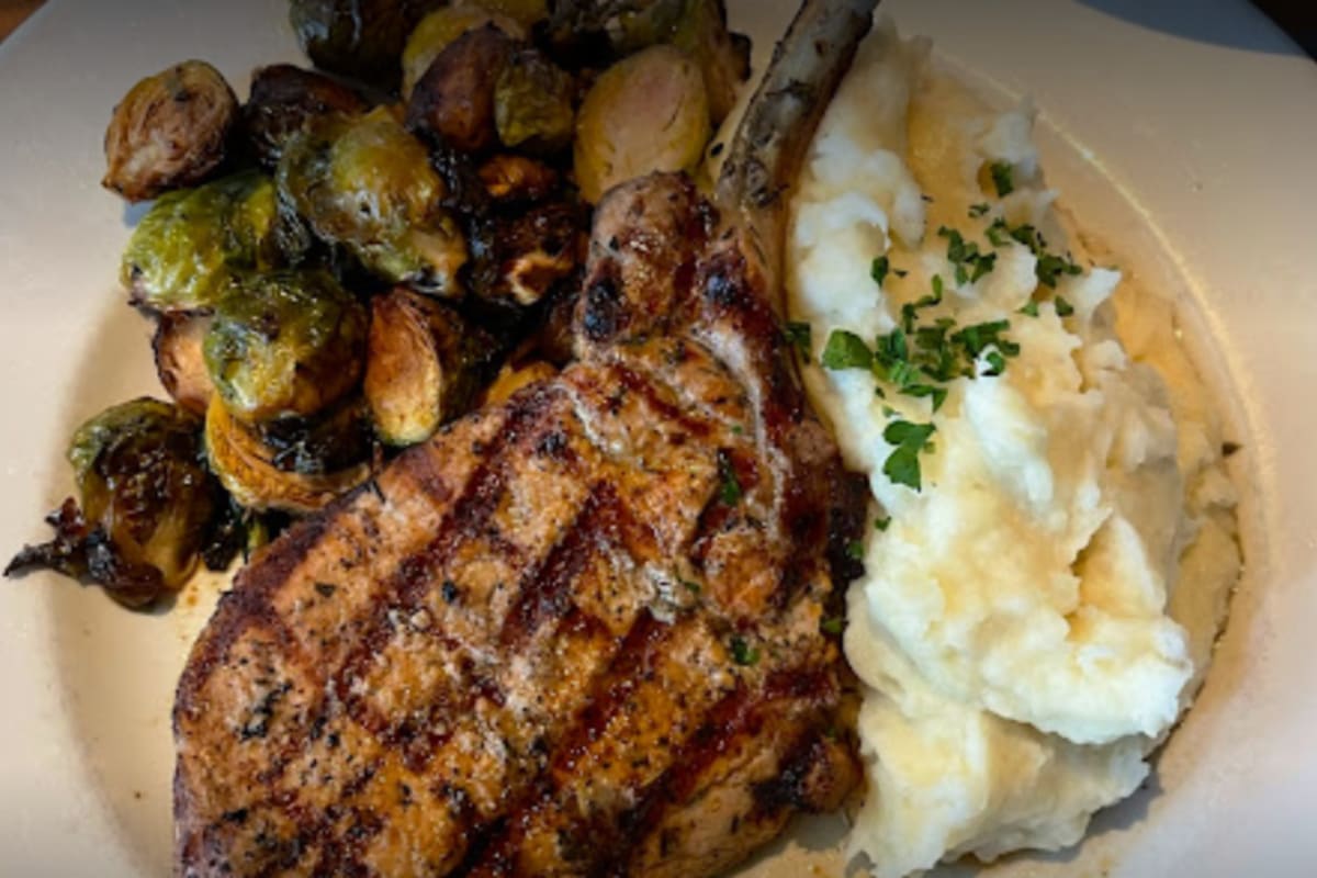 Remington's Restaurant Chicago, IL Restaurant Menu + Delivery