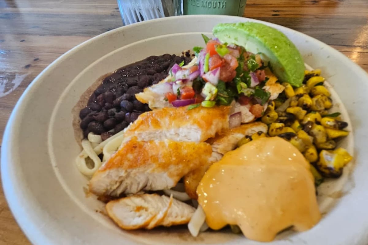 Chinollo - Carson, CA Restaurant | Menu + Delivery | Seamless