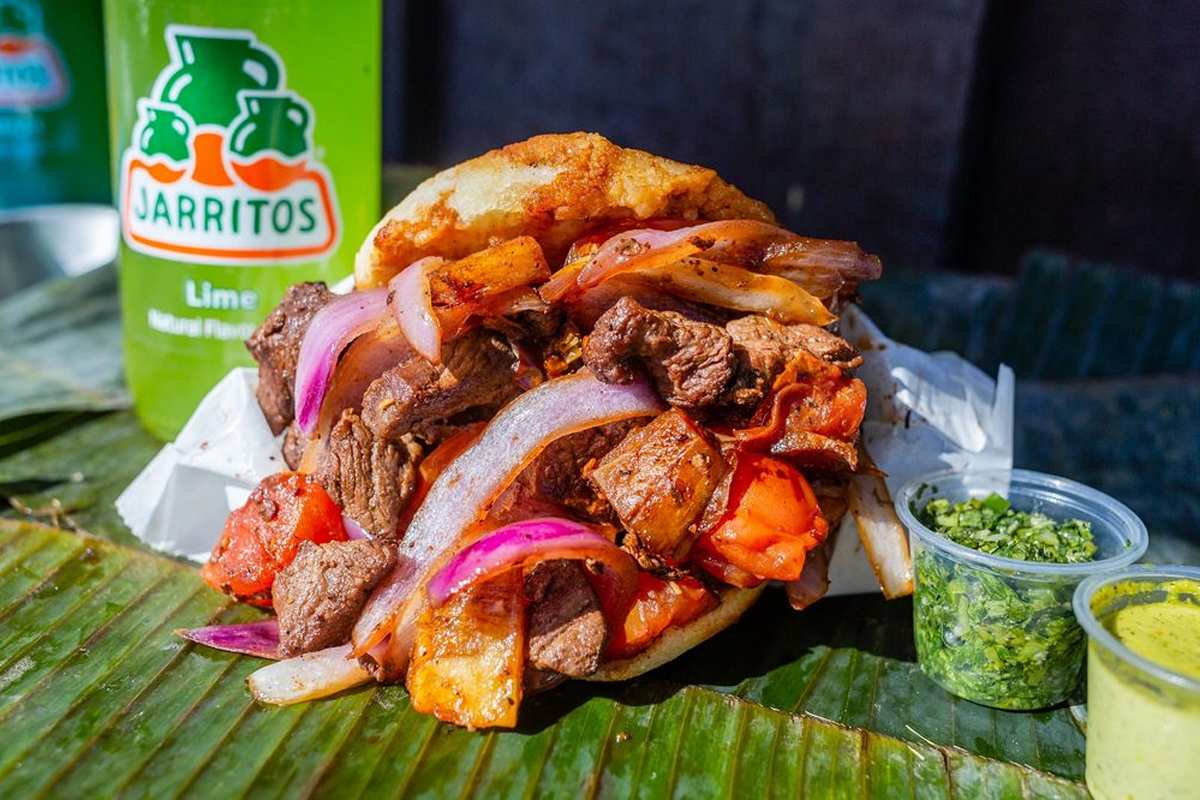 Chellas Arepa Kitchen Delivery Menu | Order Online | 1830 Hempstead Rd ...