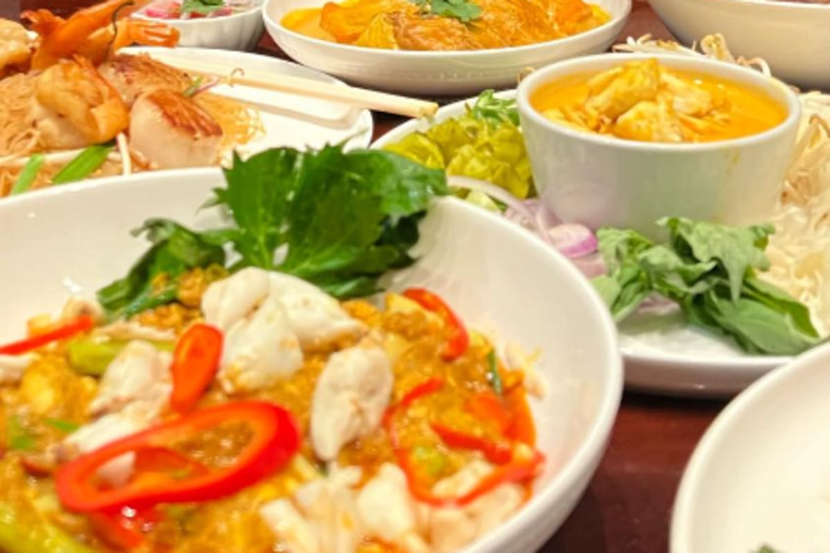 Good Catch | Thai Urban Bistro Delivery Menu | Order Online | 828 ...