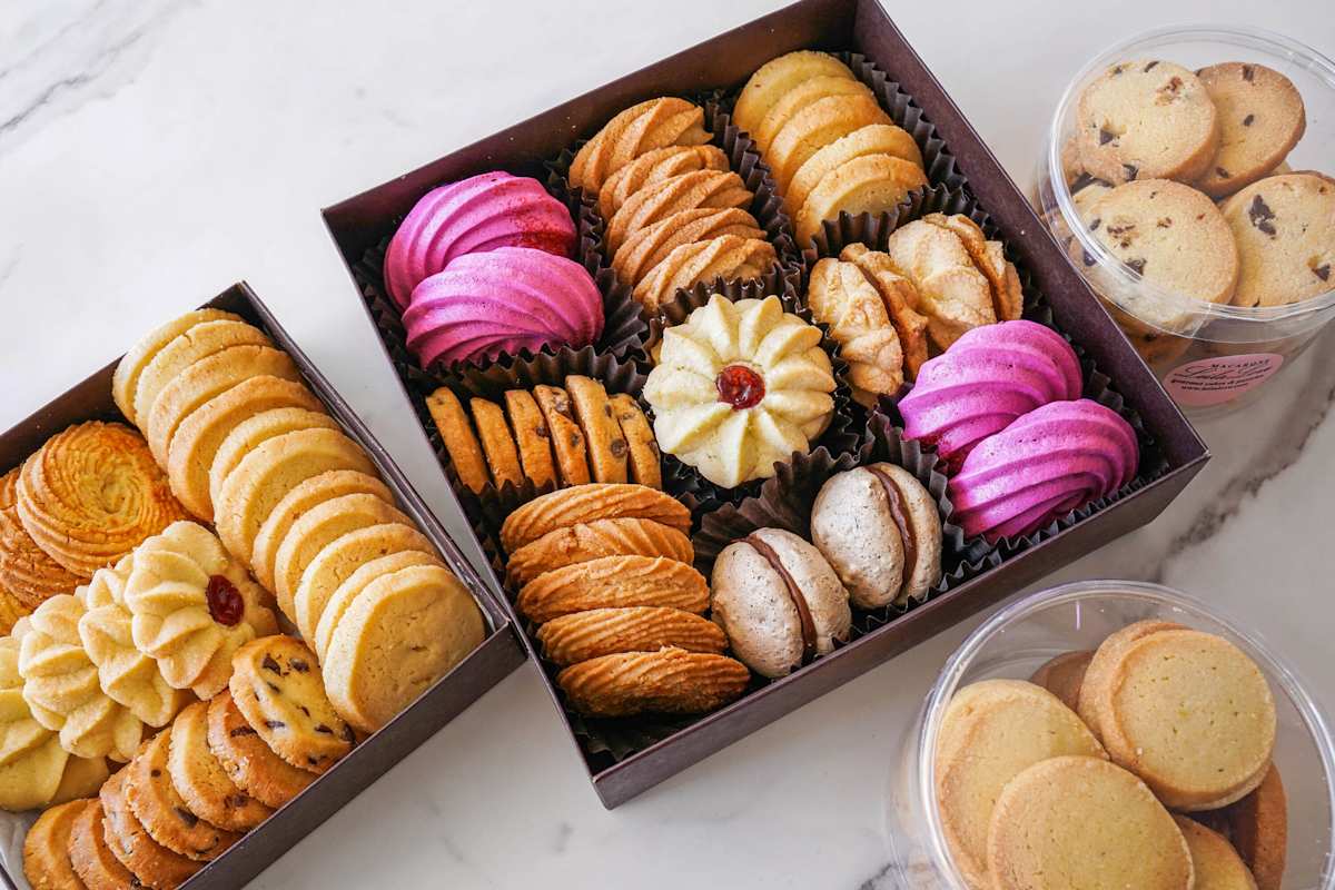 LeilaLove Macarons & Patisserie Delivery Menu | Order Online | 510