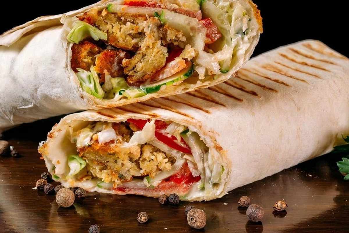 Azaan s Halal Food Truck Delivery Menu Order Online 1110 Evans Way