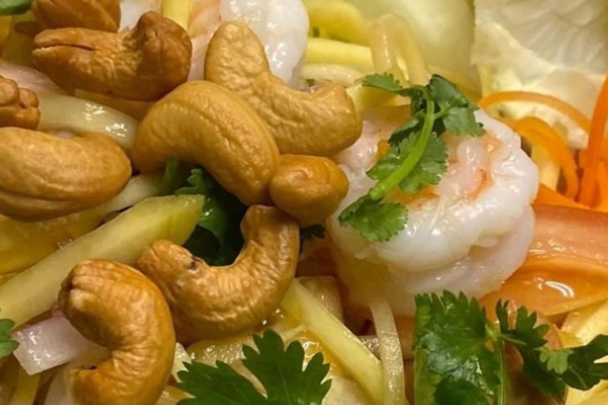 Bua Luang Delivery Menu | Order Online | 1166 Solano Ave Albany | Grubhub