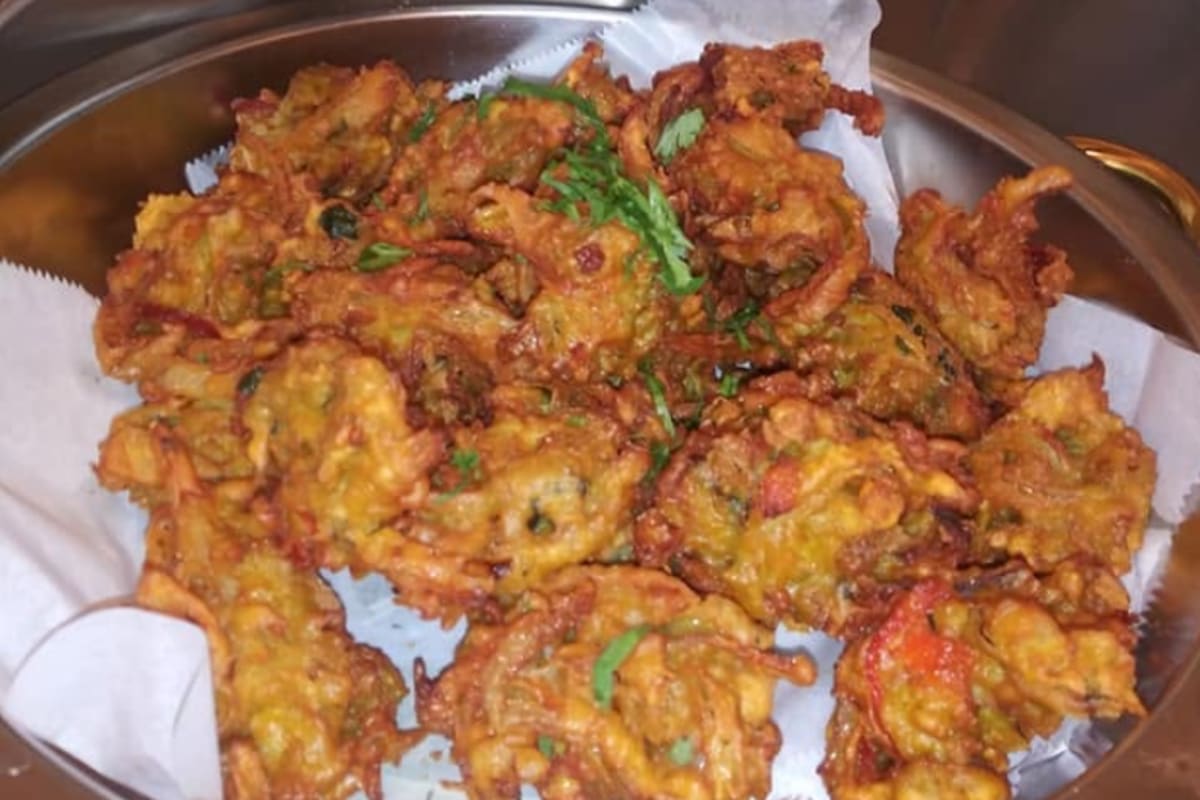 Tandoori Indian Cuisine Delivery Menu | Order Online | 20785 E 13 Mile ...