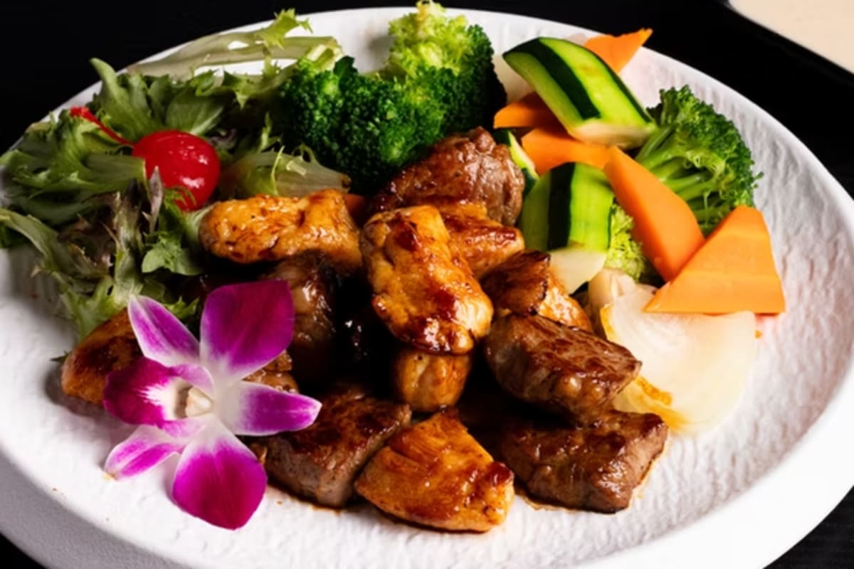 Sakanaページです。 SAKANA AYCE Japanese Cuisine Delivery Menu | Order Online | 1307 S