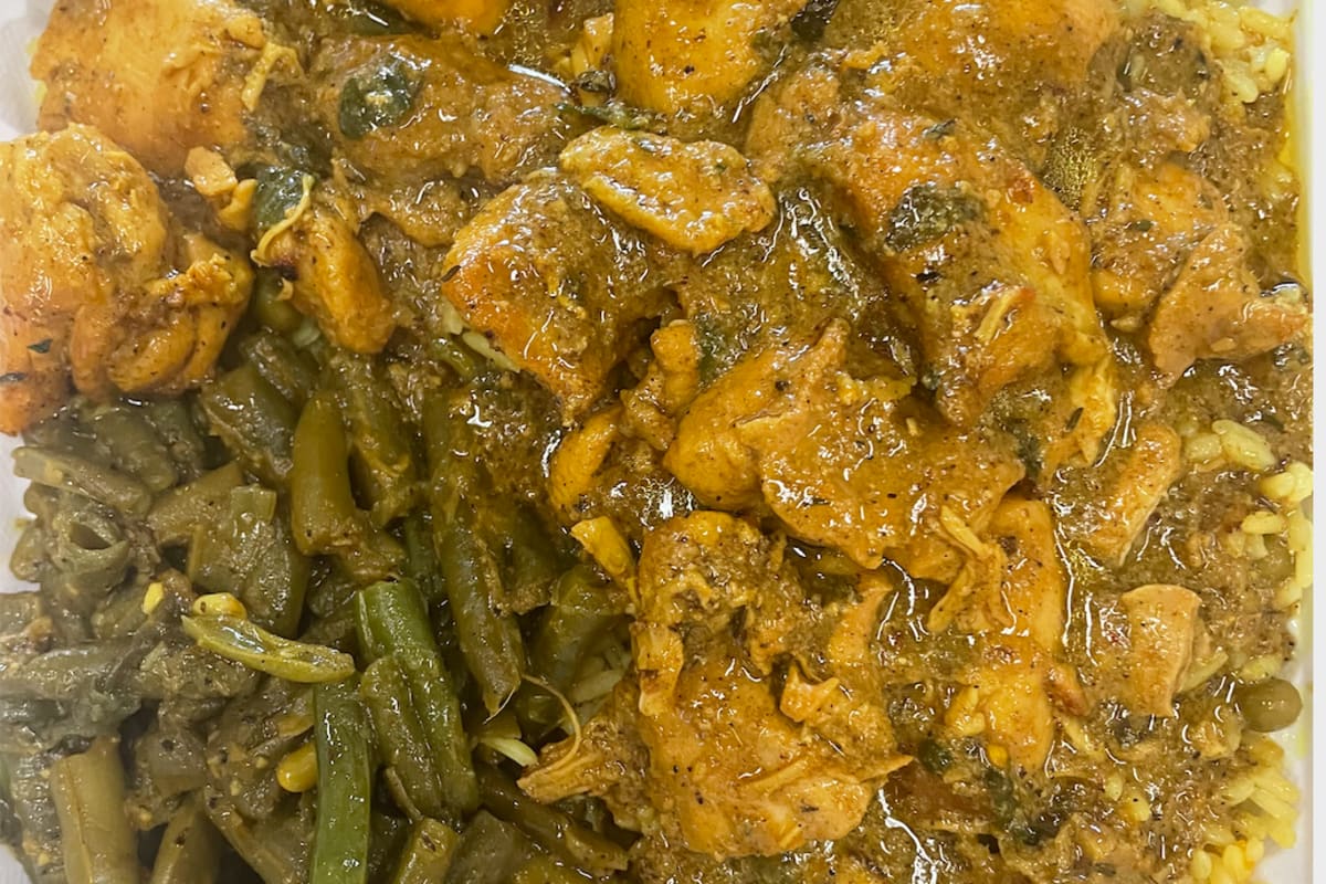 Alis Roti - Mattapan, MA Restaurant | Menu + Delivery | Seamless