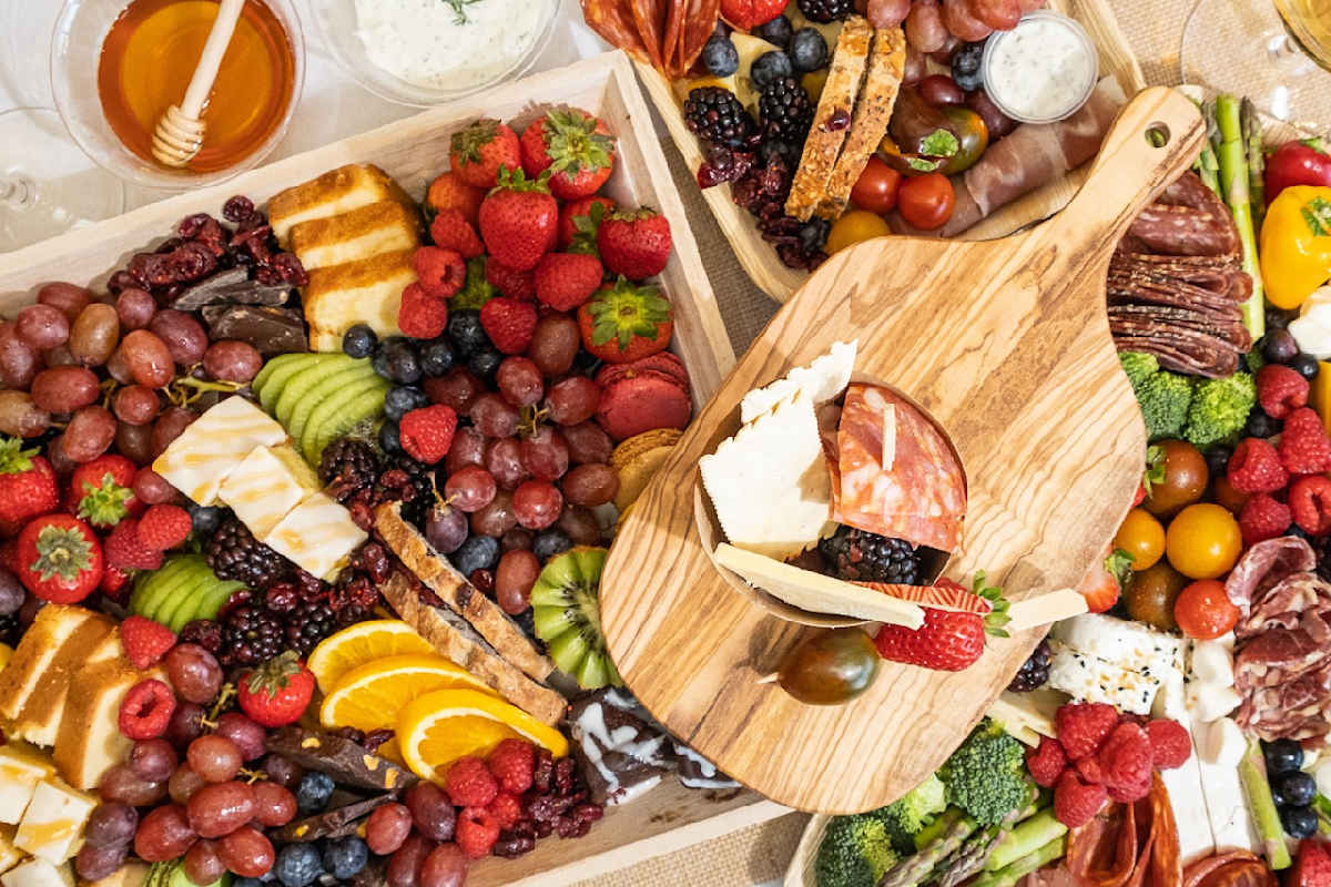 graze online ordering | naples fl Images High Quality... Graze Craze Delivery Menu | Order Online | 400 Preston Ave ...