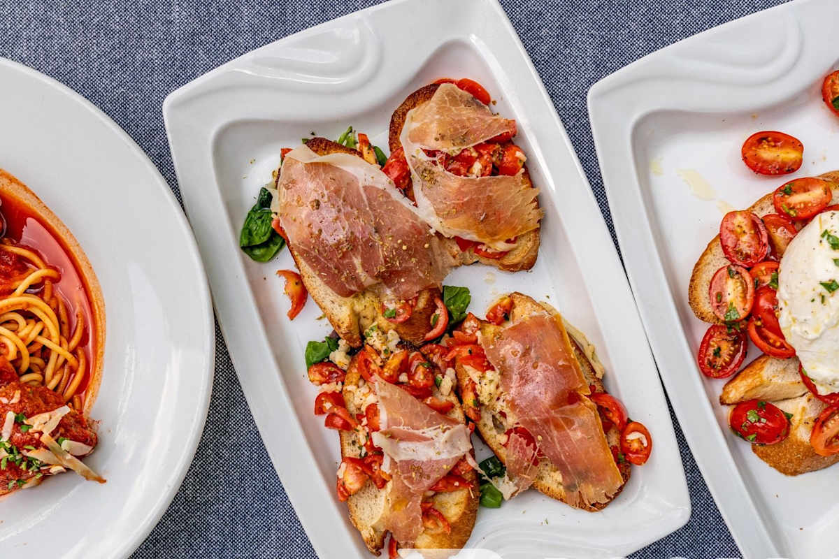 Bellini Italian Restaurant - New York, NY Restaurant | Menu + Delivery ...