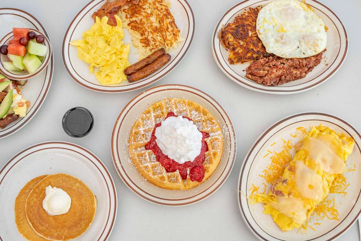 Pancakes R Us Delivery Menu | Order Online | 212 E 17th St Costa Mesa ...