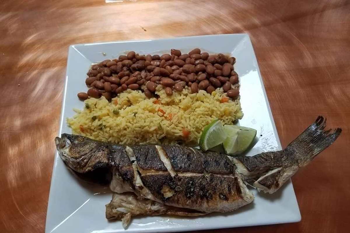 Los Amigos Restaurant Delivery Menu | Order Online | 1075 Portion Rd ...