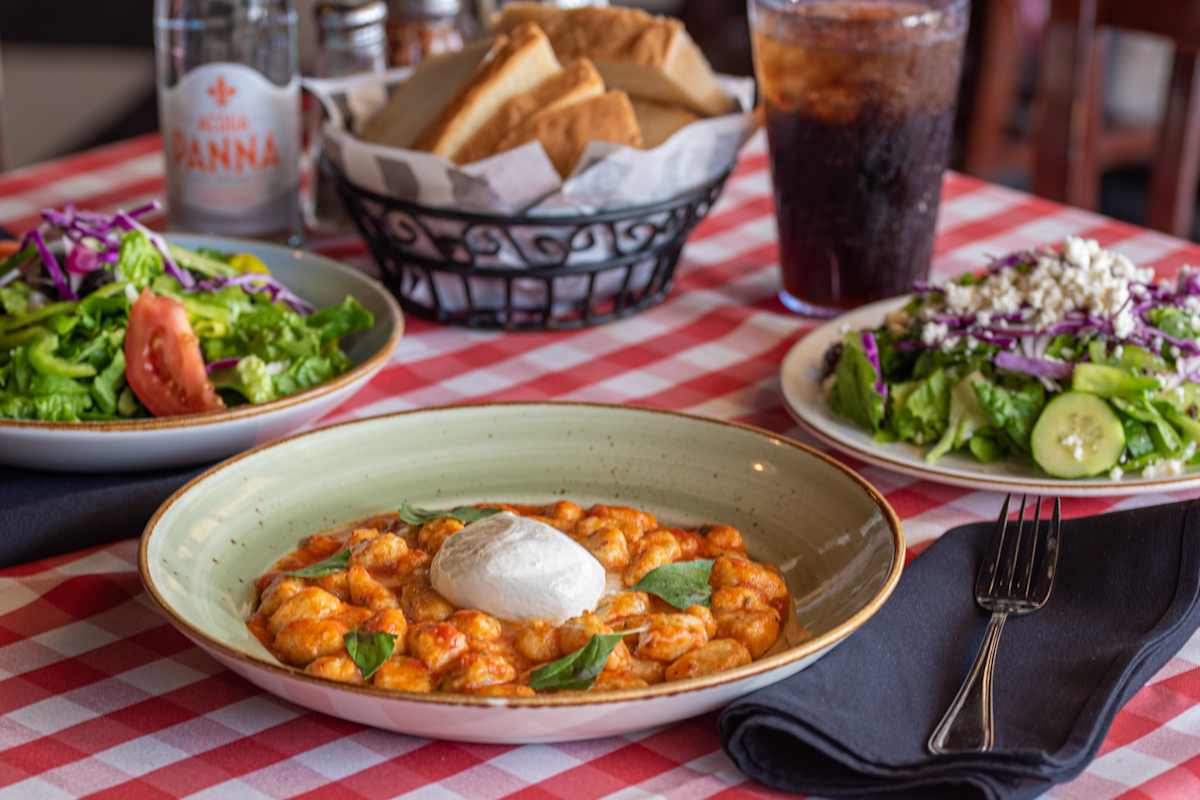 Russo's New York Pizzeria Delivery Menu | Order Online | 4537 S Power ...