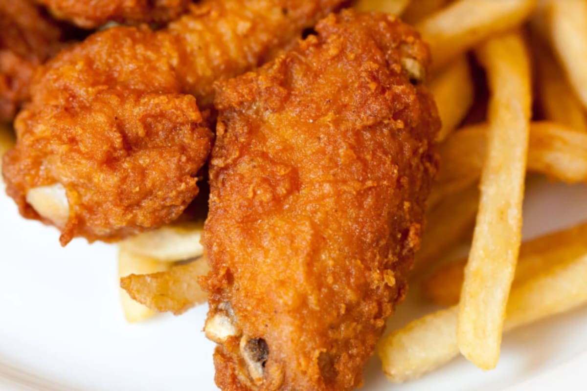 Kennedy Chicken & Halal Express Delivery Menu | Order Online | 854