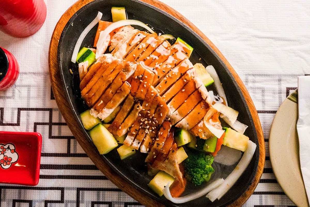 Oishi Sushi and Bar - Madison, WI Restaurant | Menu + Delivery | Seamless