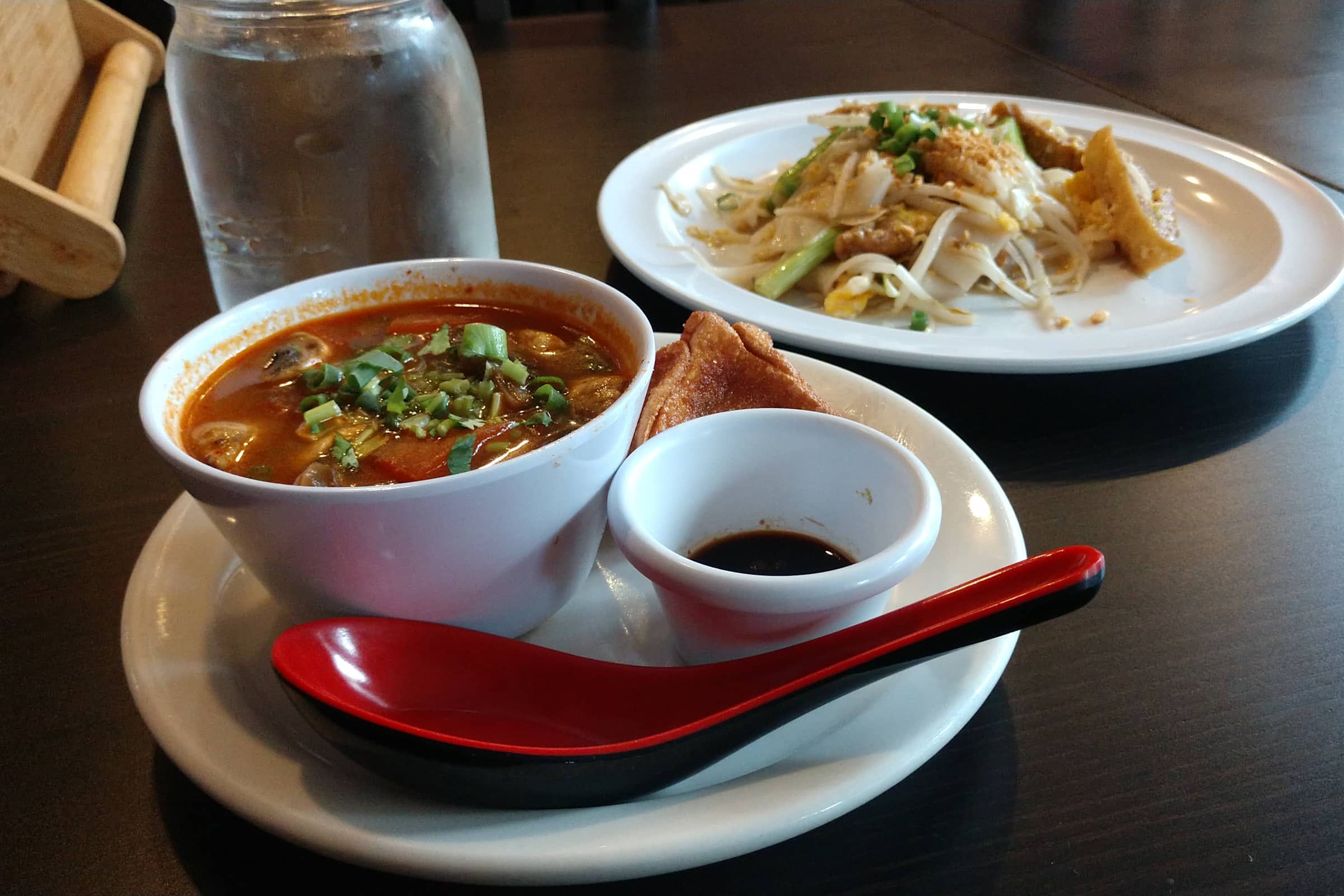 Koon Thai Delivery Menu Order Online 163 Temple St New Haven Grubhub