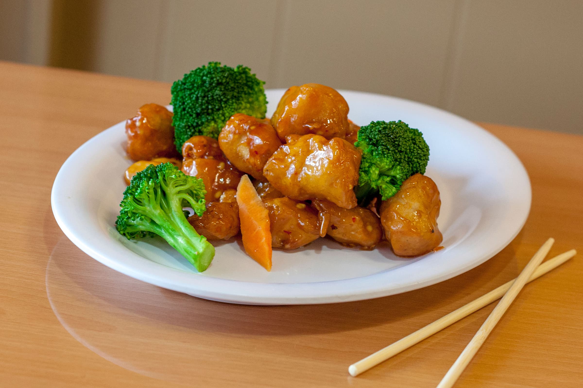 Hon's Wok Delivery Menu | Order Online | 4489 Forest Park Ave Saint Louis |  Grubhub