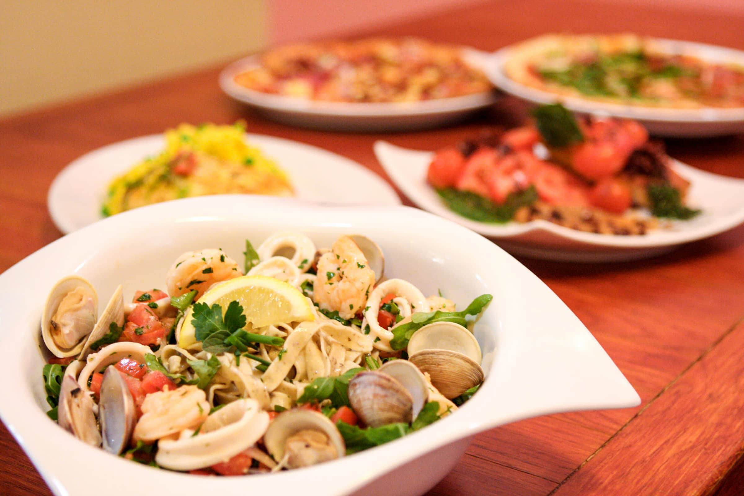 Fabiani's Pizza Pasta Bakery Delivery Menu Order Online 34 Wailea Gateway Pl Kihei Grubhub