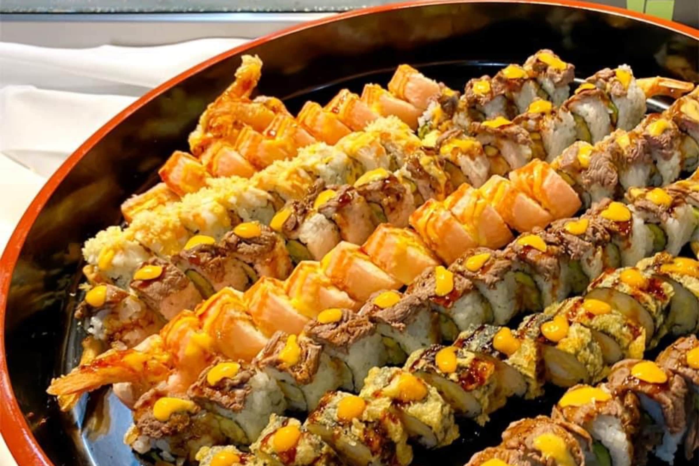 Domo Japanese Restaurant Delivery Menu Order Online 215 N Green