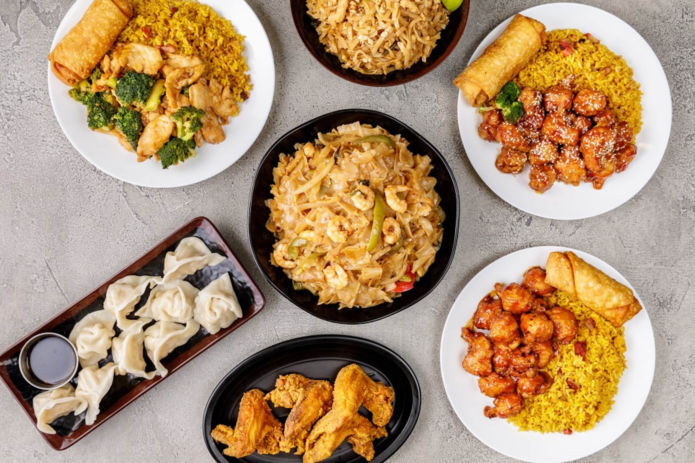 Zou Chinese and Thai Food Lynbrook, NY Restaurant Menu + Delivery