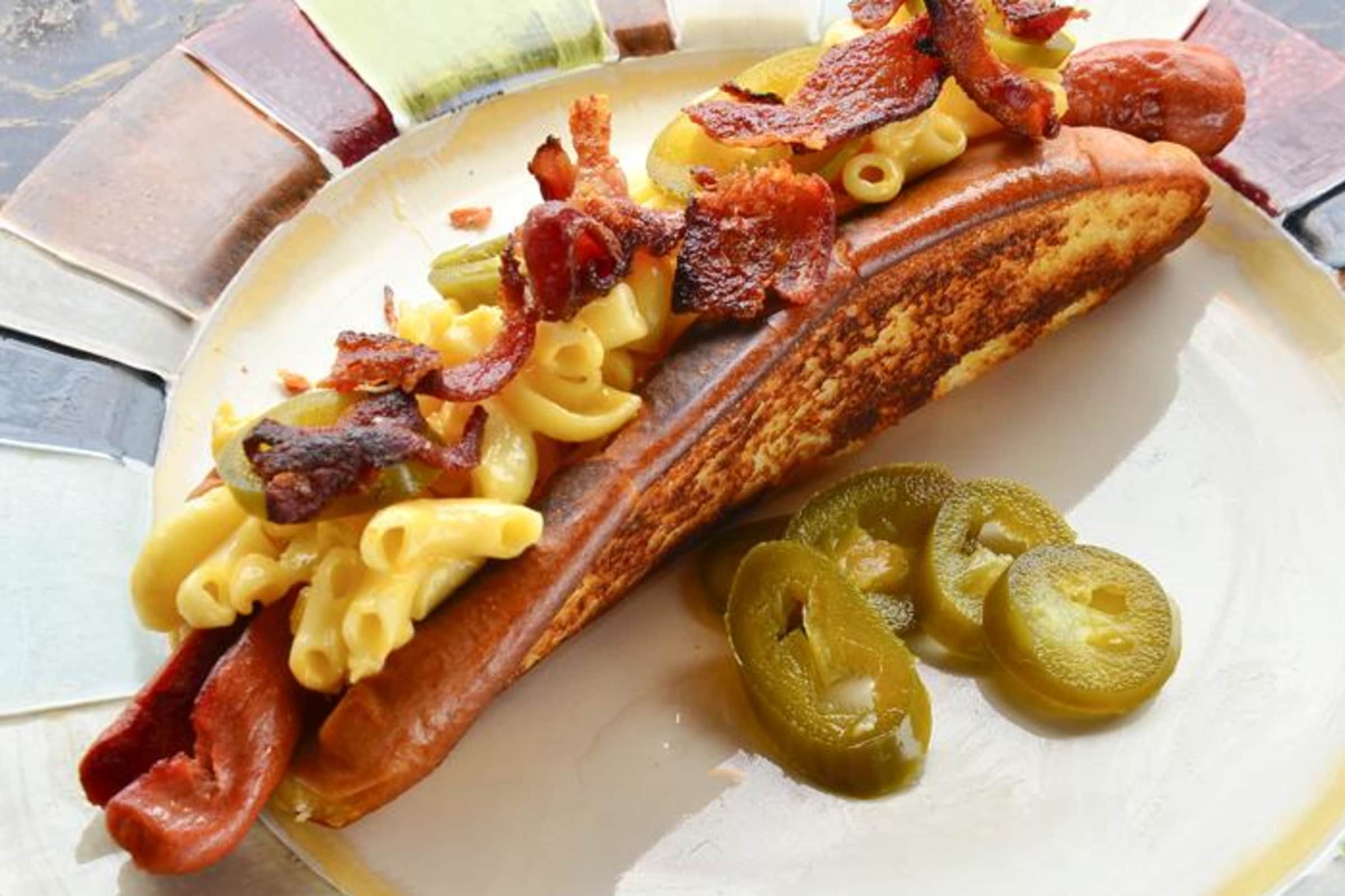 Jordan's Hot Dogs and Mac New Haven, CT Restaurant Menu + Delivery