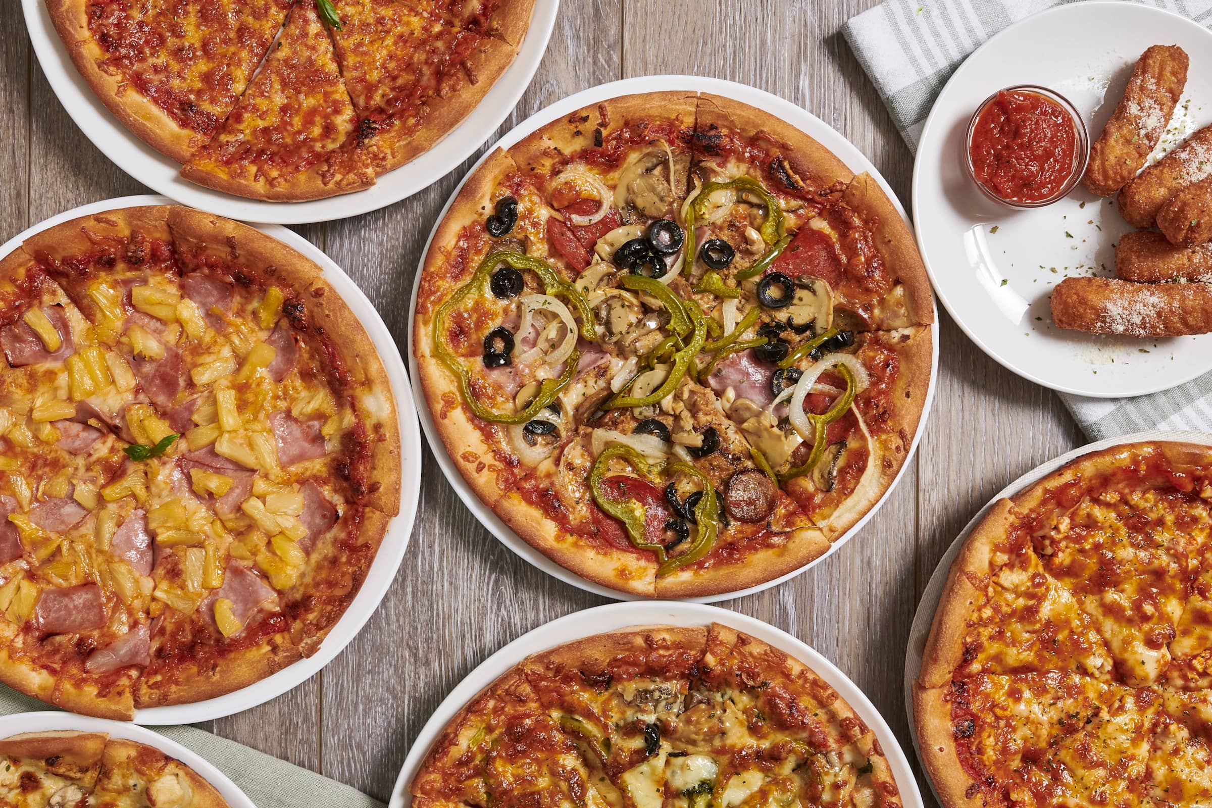 Singas Famous Pizza Kew Gardens, NY Restaurant Menu + Delivery