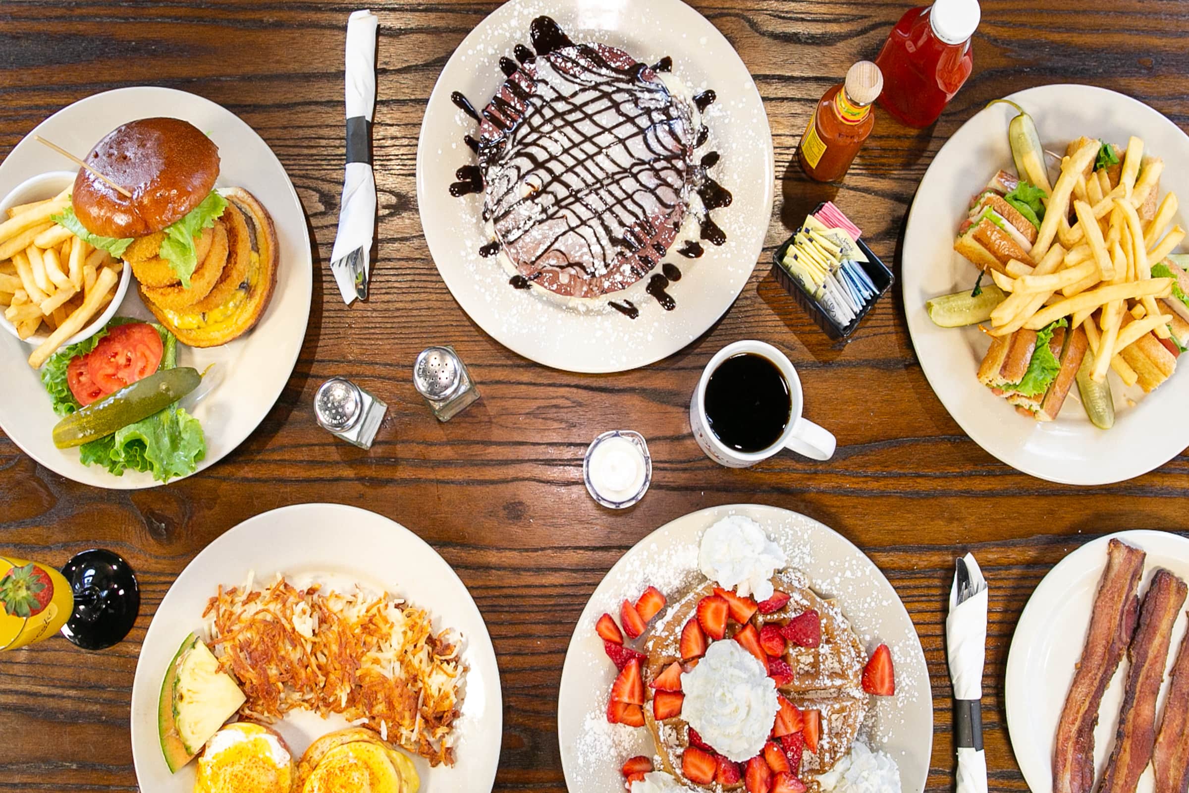 Pancake Cafe Chicago Delivery Menu Order Online 3805 N Broadway