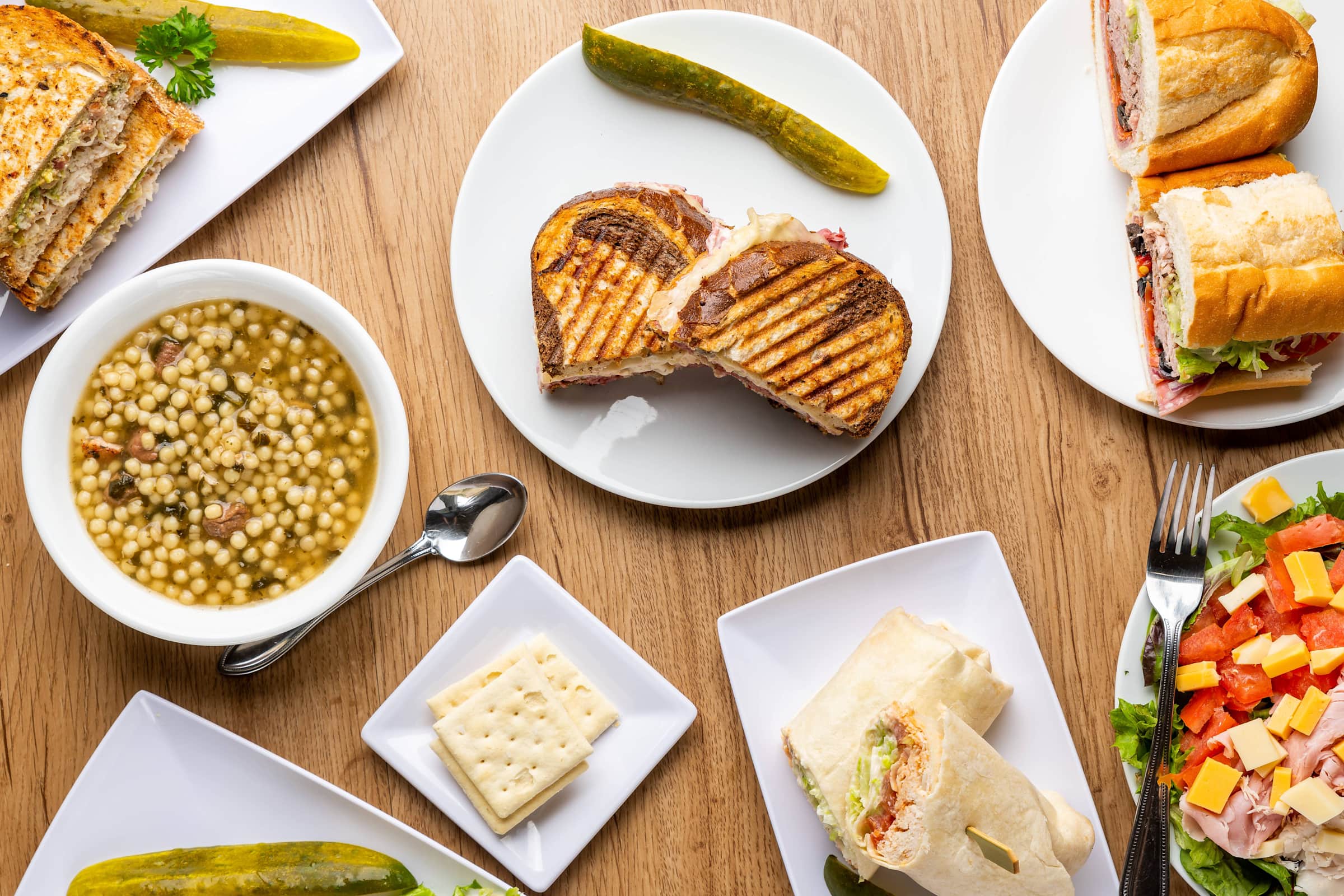 Deli On North Avenue Delivery Menu Order Online 4 E North Ave