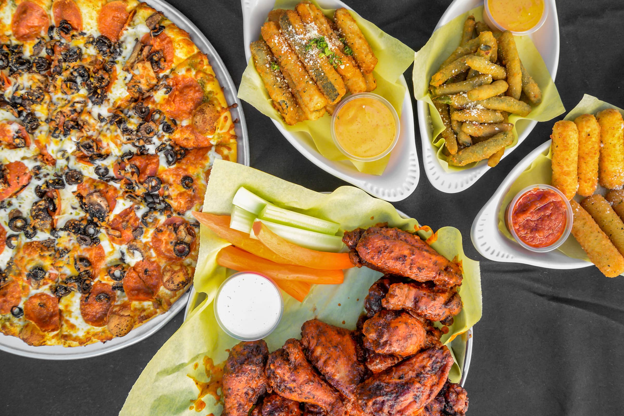 Straw Hat Pizza Grill Delivery Menu Order Online 80 W Shaw Ave straw-hat-pizza-grill-delivery-menu-order-online-80-w-shaw-ave