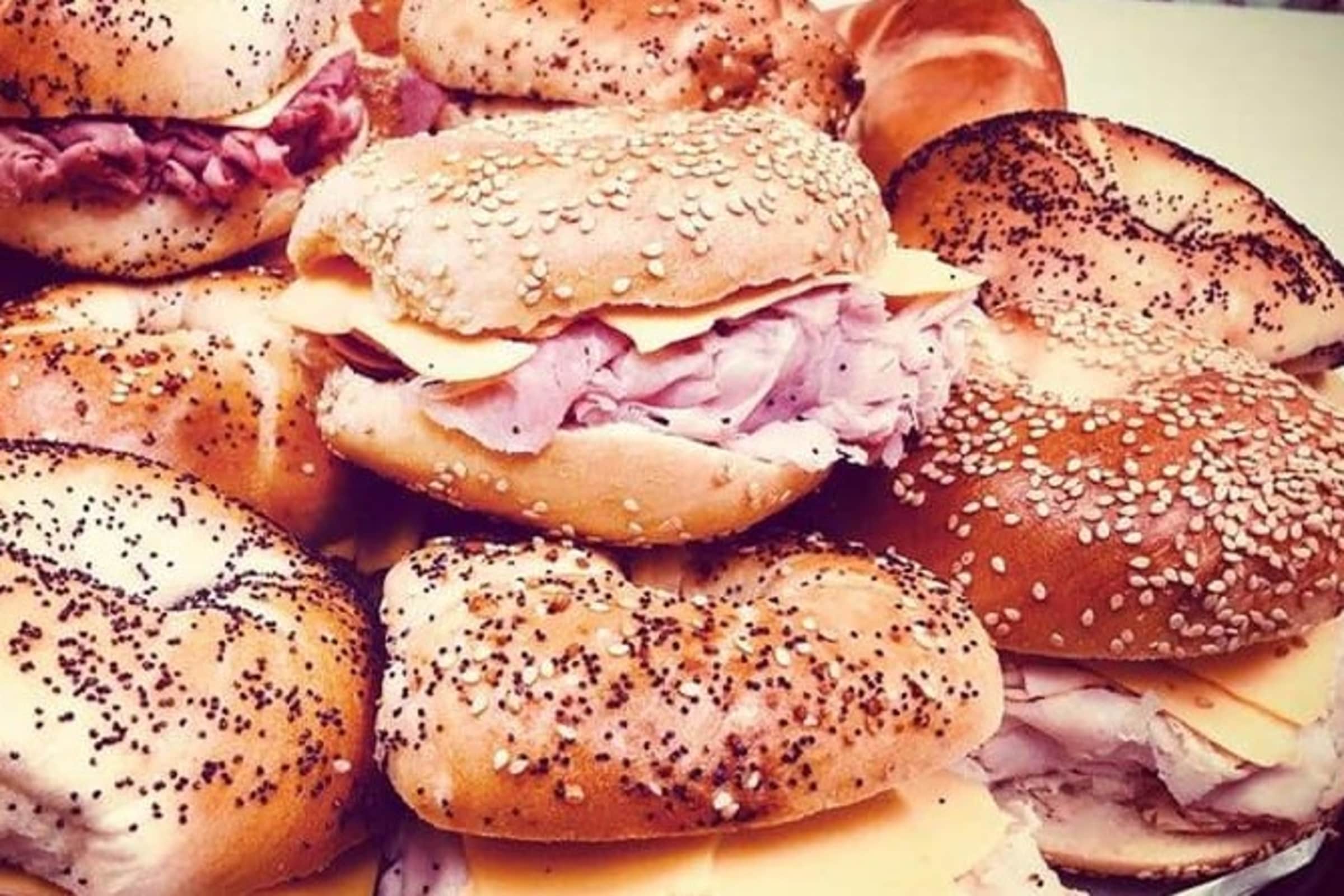 Pio Bagels Delivery Menu Order Online 655 Rossville Ave Staten