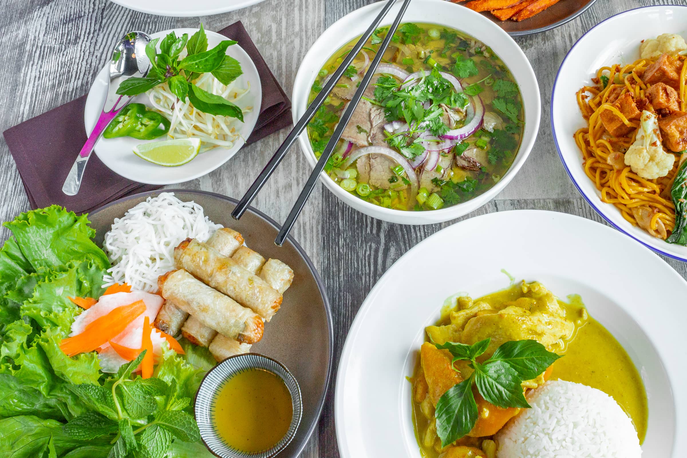 Papaya Viet Restaurant Delivery Menu Order Online 22610 SE 4th St