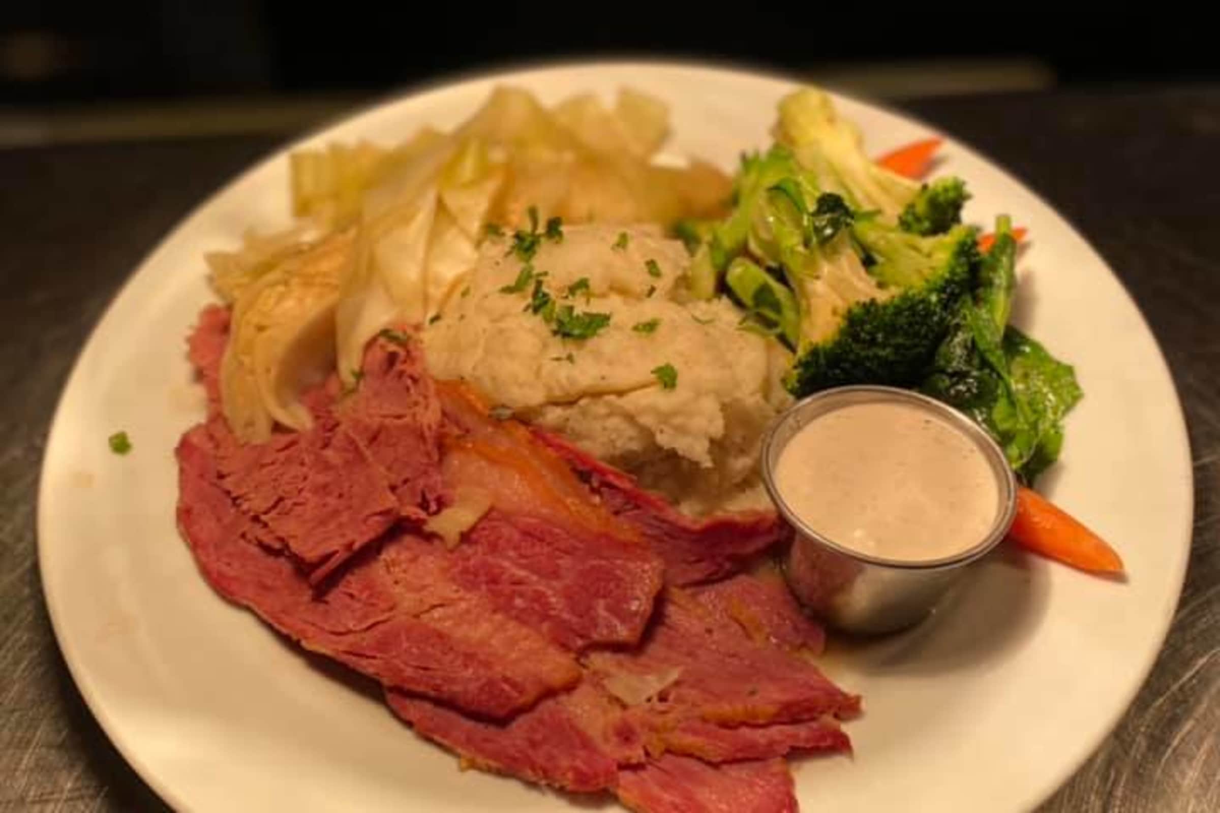 Old Blinking Light Delivery Menu Order Online 9344 Dorchester St Highlands Ranch Grubhub