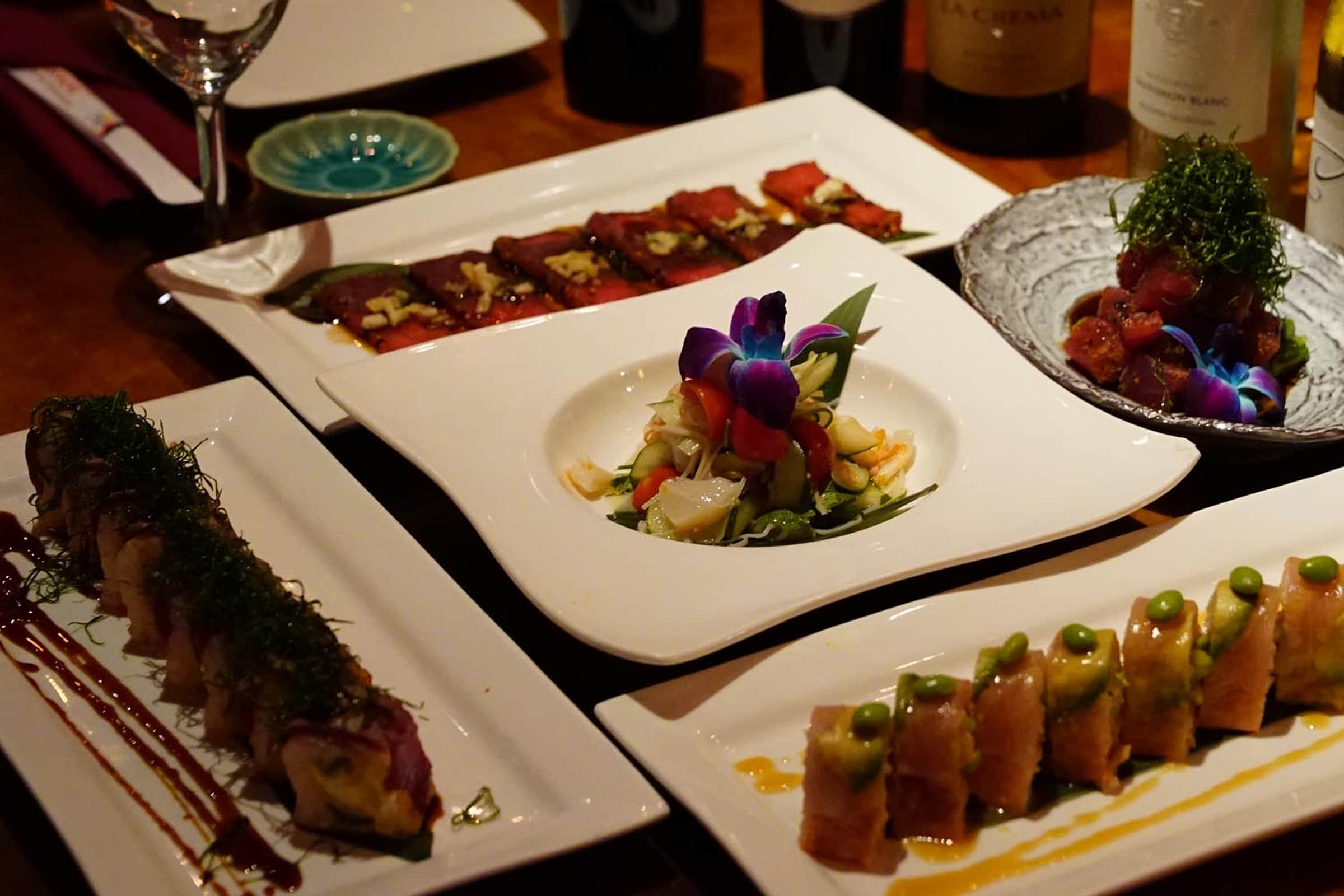 Sake Cafe Japanese Restaurant Delivery Menu Order Online 1105 Silas